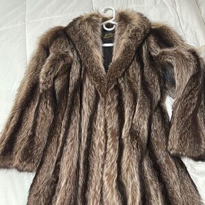 FOX FUR LONG COAT  NOT FOR SELL FOR NOW / until I get an estimate. / thank you.